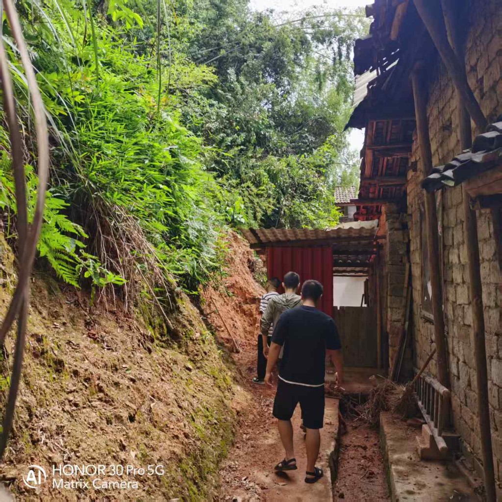 ad7b24f2a3eac9f7dd1c1cd04269724