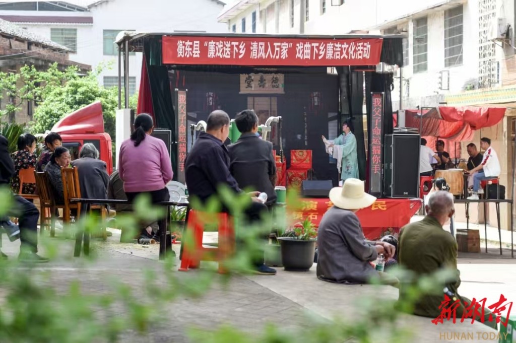 b94f9766c17d23be1a7f8b0452bb49b13e7810831752755810513