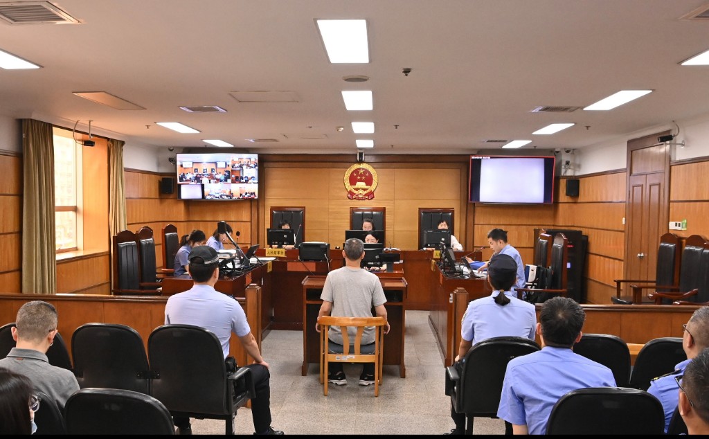 W020251105328446515170